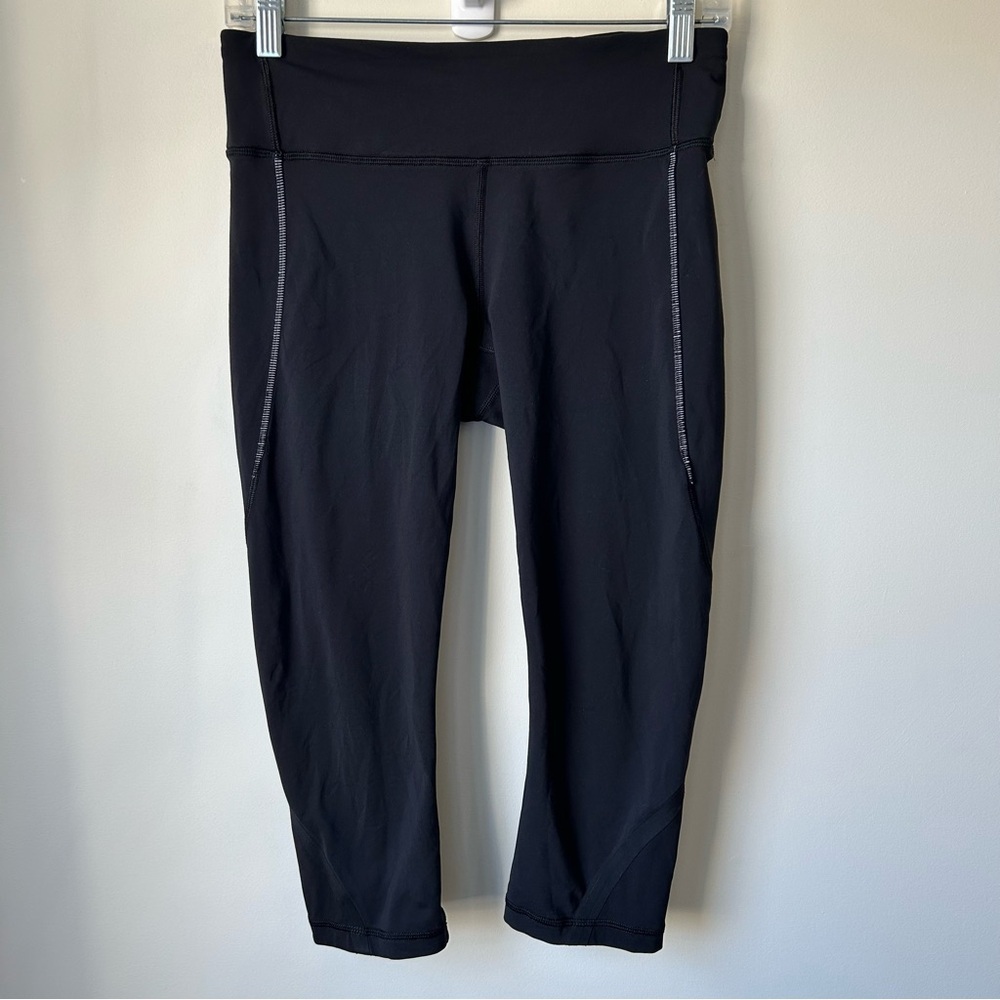 Lululemon Athletica Black Cropped Leggings